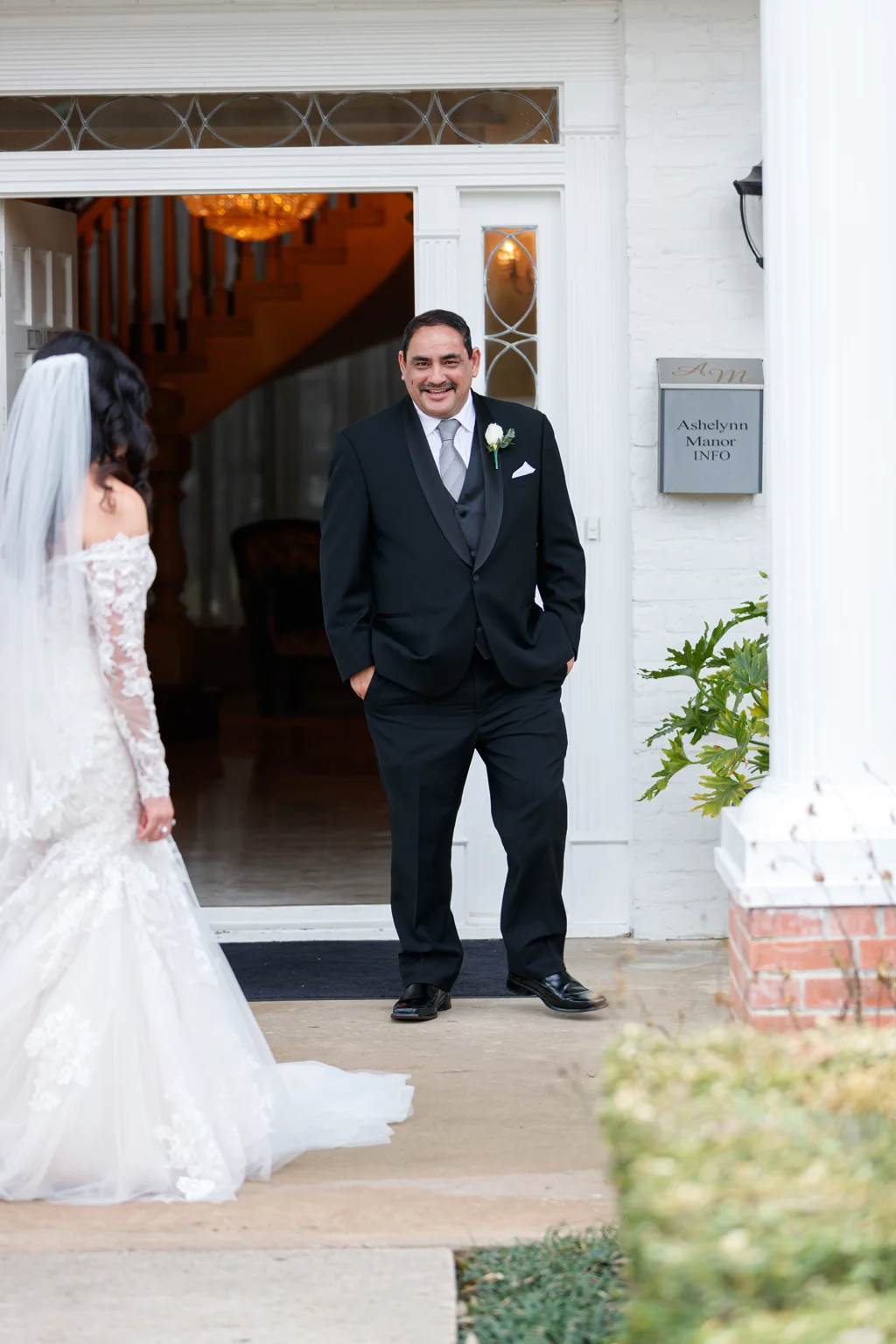Ashelynn Manor wedding photograph