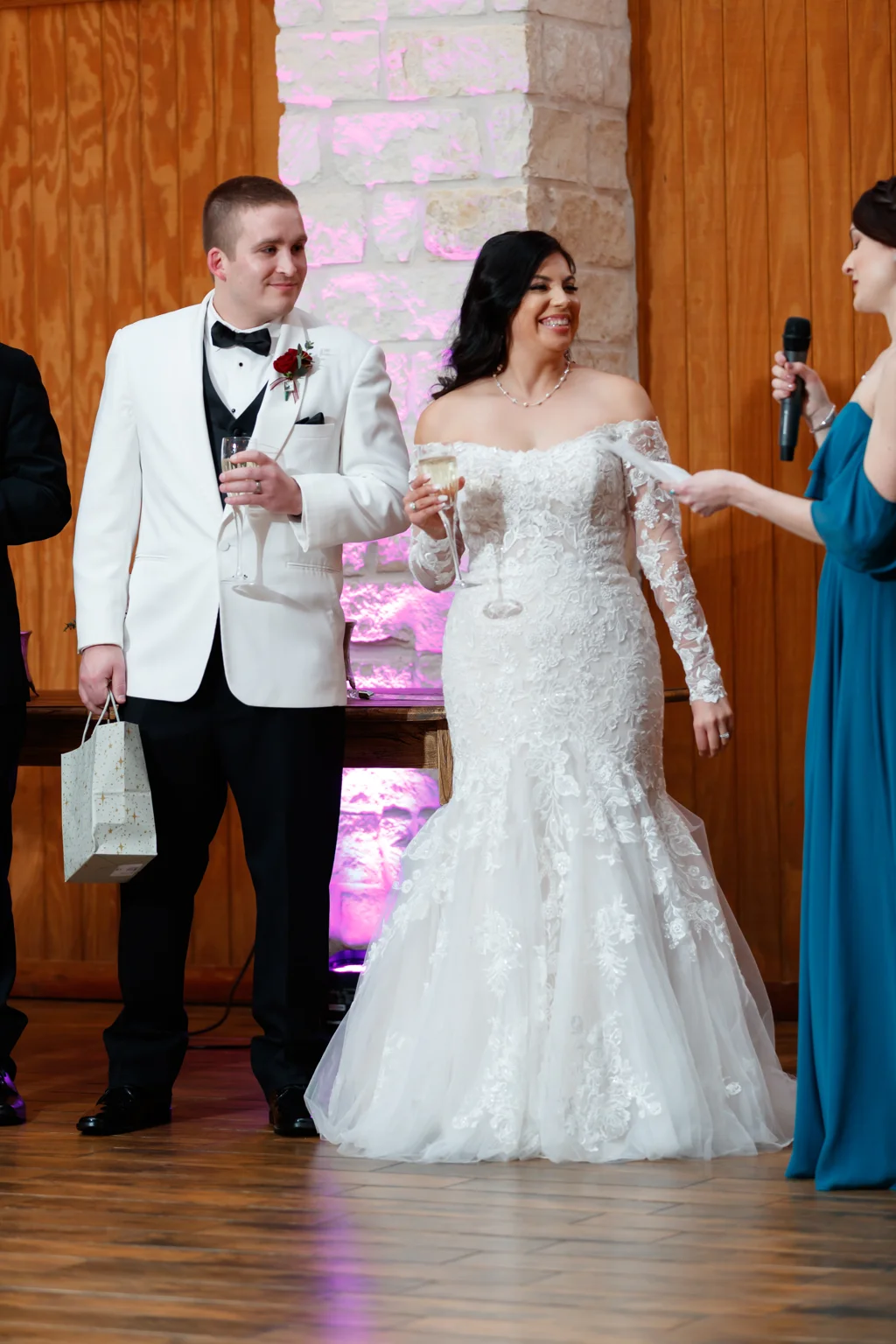 Ashelynn Manor wedding photograph