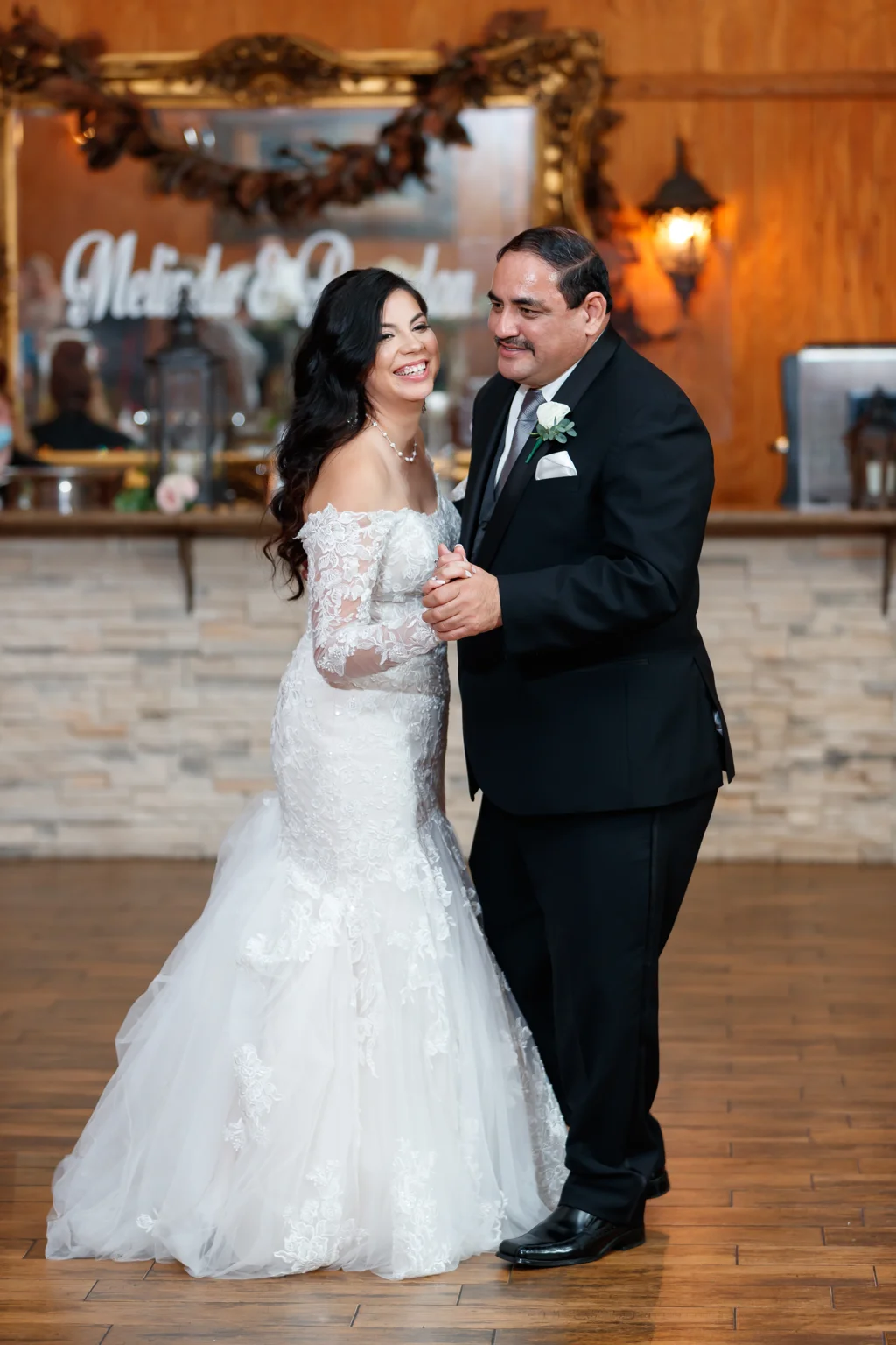 Ashelynn Manor wedding photograph