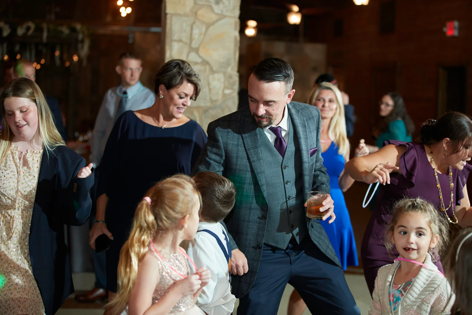 Magnolia Bells wedding photograph